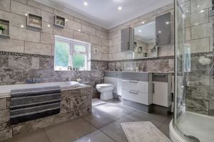 Main Accommodation - click for photo gallery